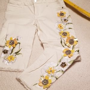 Boston Proper size 6 applique Rhinestones